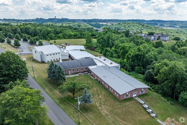 Robinson Township Christian School is a large private school for local children.