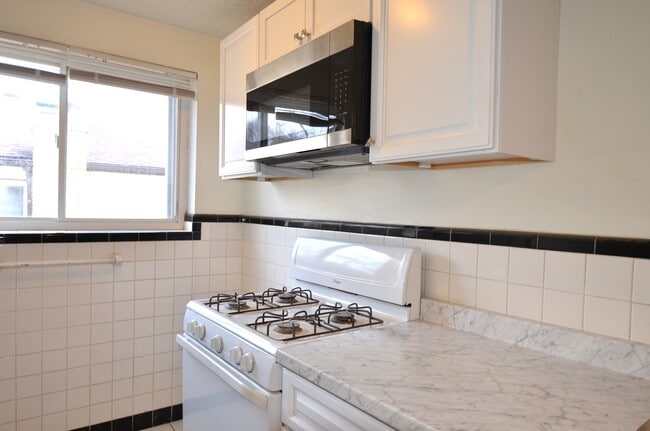 2532 Williams Ave unit 3, Cincinnati, OH 45212 - photo 7