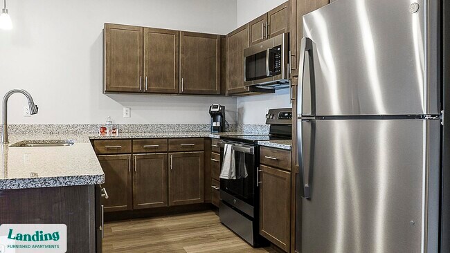 9906 Runway Dr unit 2573-203, Indianapolis, IN 46234 - photo 5