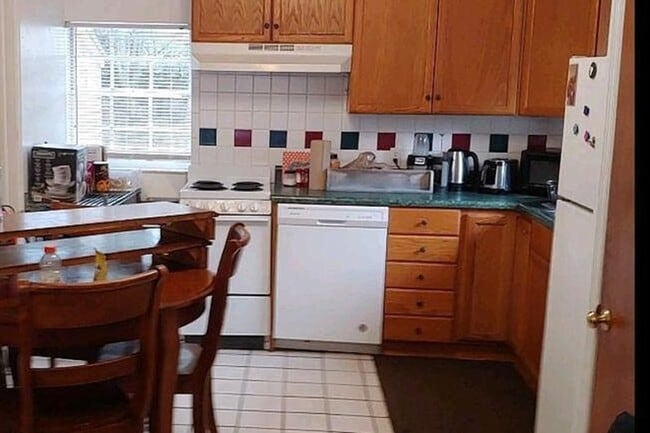 Full kitchen for your inner chef!
