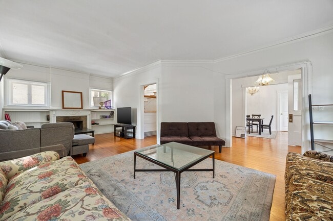 627 Library Place, Evanston, IL 60201 - photo 4