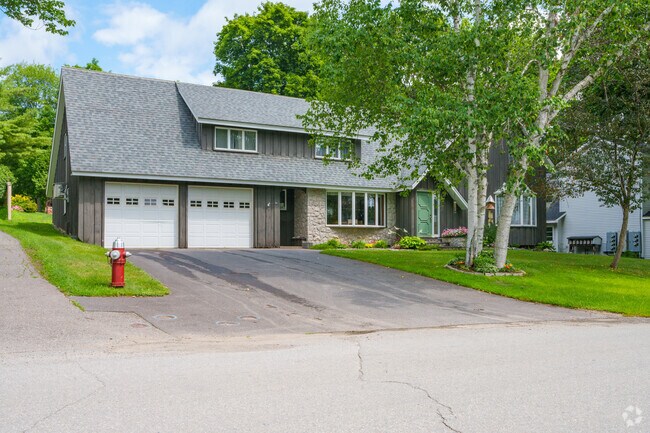 When driving around Dexter, you will find a handful of unique homes.