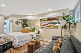 325 Winslow Rd, Oxon Hill, MD 20745