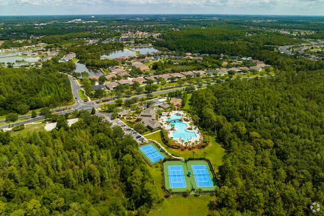 Live Oak Preserve is a gated, planned community located in the heart of New Tampa.