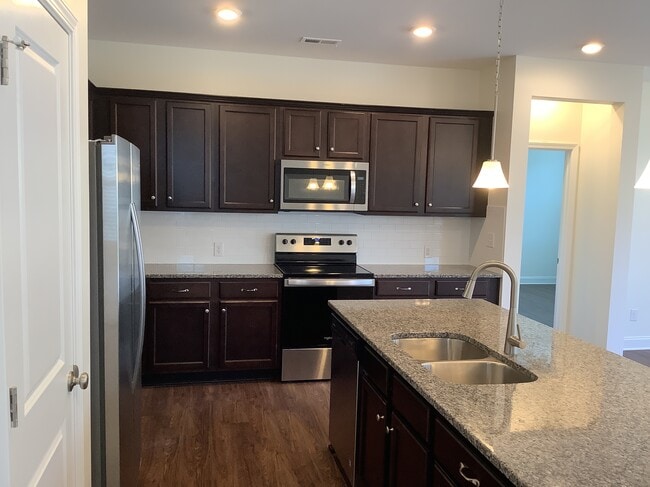 173 River Hwy, Mooresville, NC 28115 - photo 3