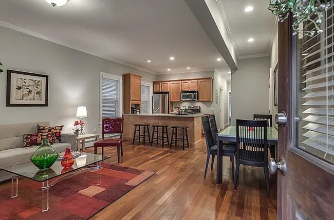 291 Cardinal Medeiros Ave unit 1, Cambridge, MA 02141 - photo 6