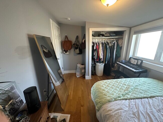 289 Beacon St unit 2, Somerville, MA 02143 - photo 6