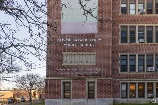 Welcome to Oliver Hazard Perry Middle School in Hartford, Providence, RI.