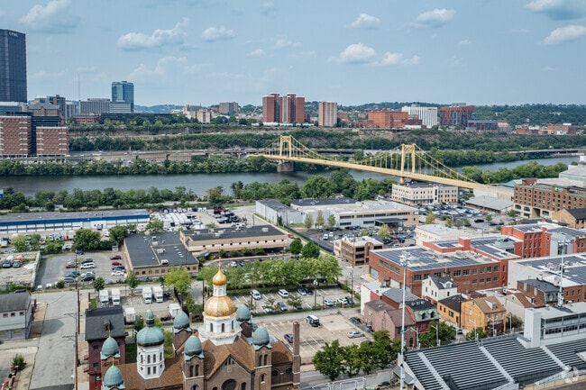 The Southside flats is a short 12 minute commute from downtown Pittsburgh.