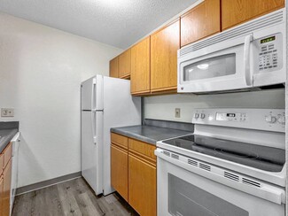 2210 Ep True Pkwy, West Des Moines, IA 50265