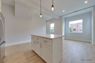 1746 N California Ave, Chicago, IL 60647