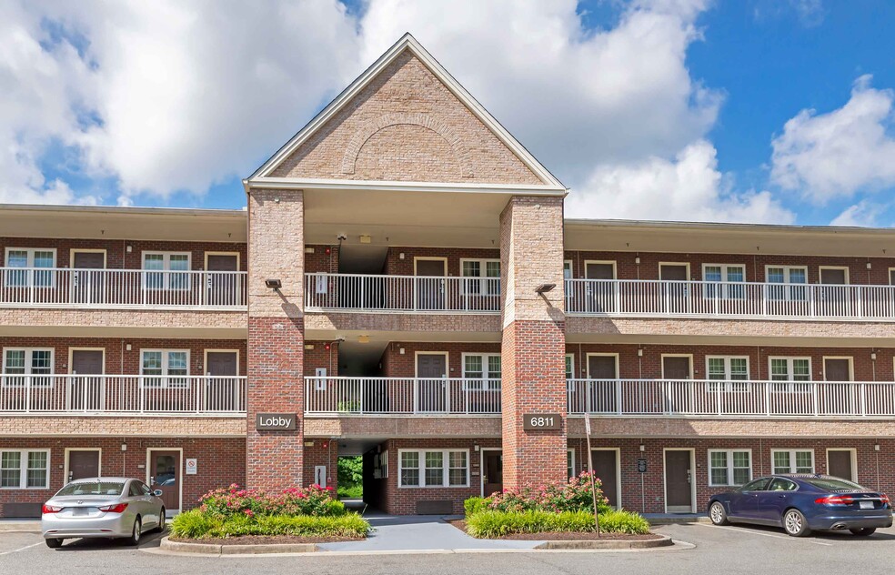 6811 Paragon Place, Richmond, VA 23230 - photo 1