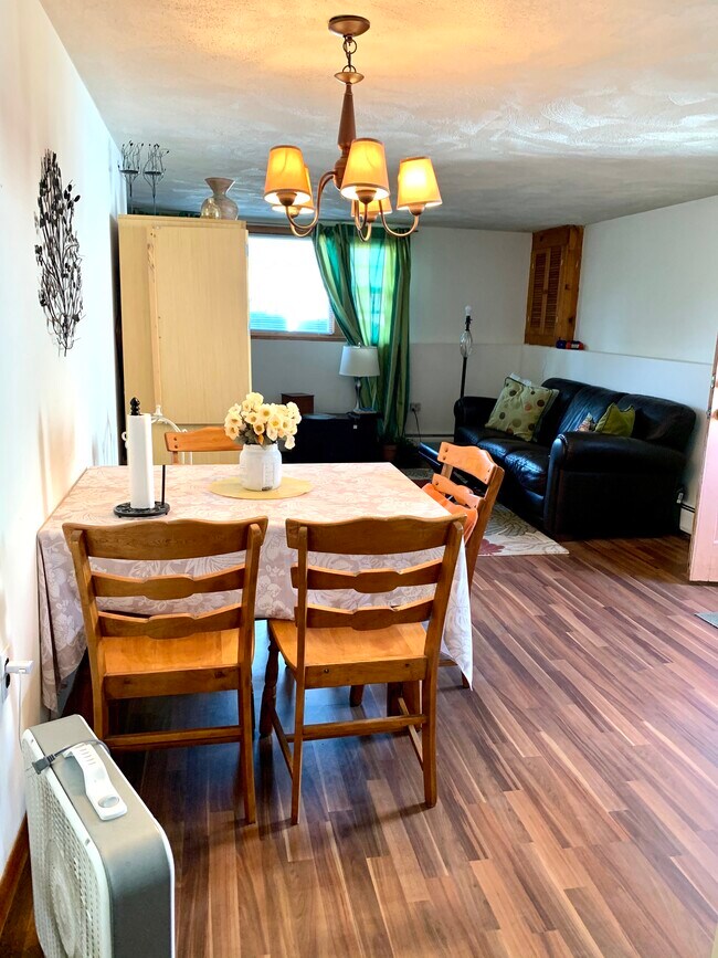 93 Sigourney St unit 1, Revere, MA 02151 - photo 6