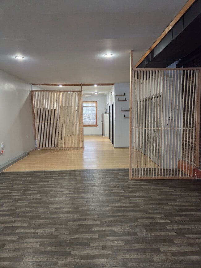 954 N 8th St unit 1st floor, Philadelphia, PA 19123 - photo 5