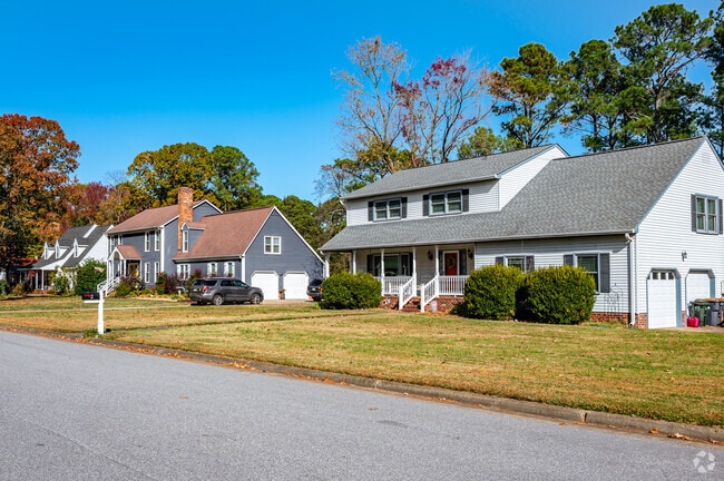 There is a wide variety of home styles in Poquoson Shores-Powhatan Place.