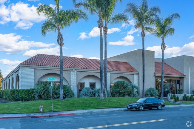 De La Salle Academy is located in Concord, CA.
