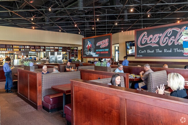 Residents have easy access to one of East Tennessee's most popular restaurants: Aubrey's.