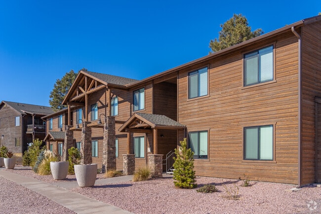 Many housing options near Payson's city center include condo's and townhomes.