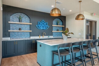 531 W Washington Ave, Madison, WI 53703