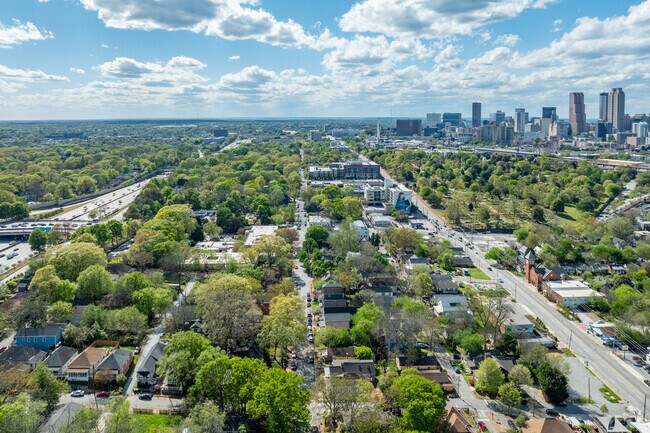 Cabbagetown sits just north of Memorial Drive and I-20, with easy access to downtown Atlanta.