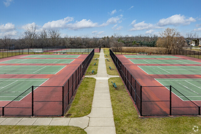Salem High School tennis courts.