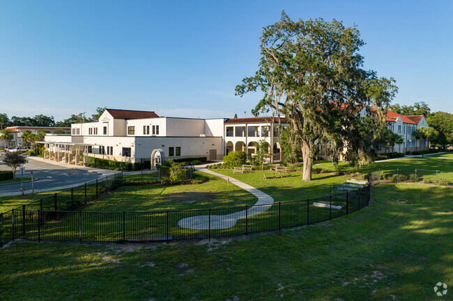 Princeton Elementary School serves students in grades K-5.