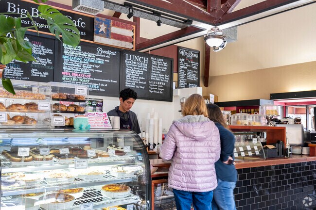 Big Basin Cafe offer delicious breakfast sandwiches in Glen Una.