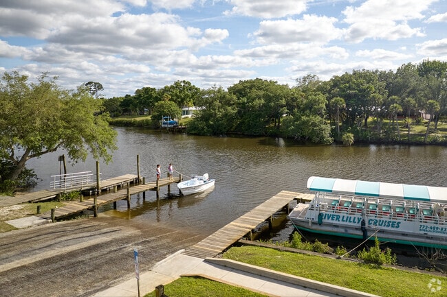 You can take your boat out at the River Park Marina in Riverview.