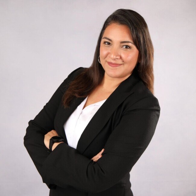 Agent Photo