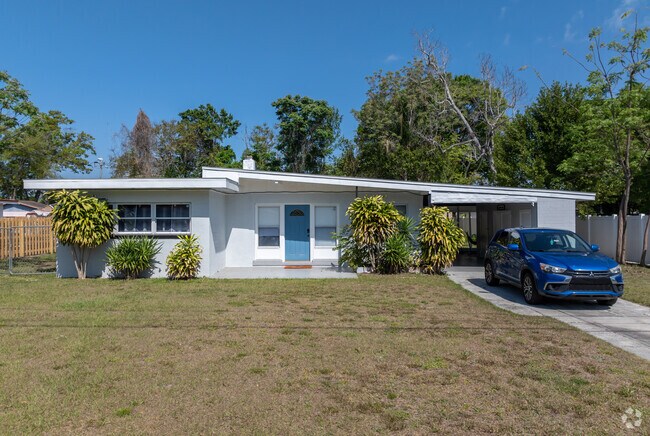 Azalea Park has also seen a trend in Mid-Century Modern style homes being refurbished.
