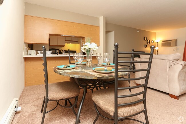 Vail Estates Apartments, Princeton, IN 47670 - photo 6