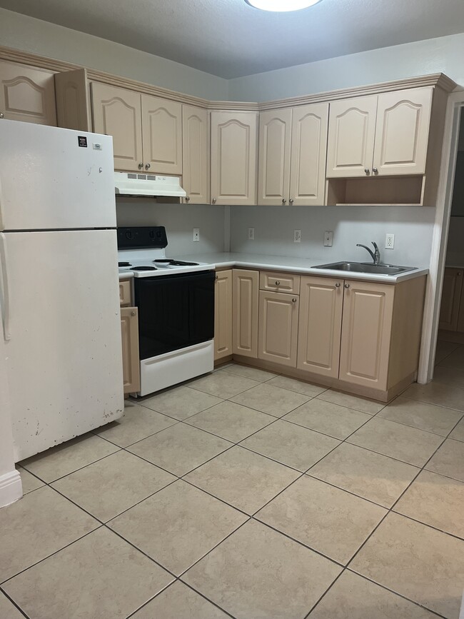 2185 NW 16th Terrace Unit Bella Vista on the River, Miami, FL 33125