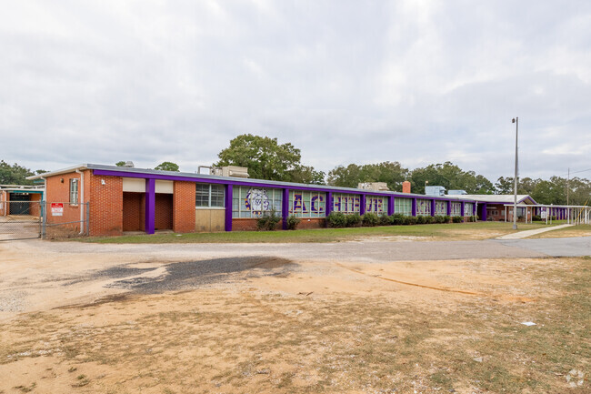 Henry_McMillan_School_6