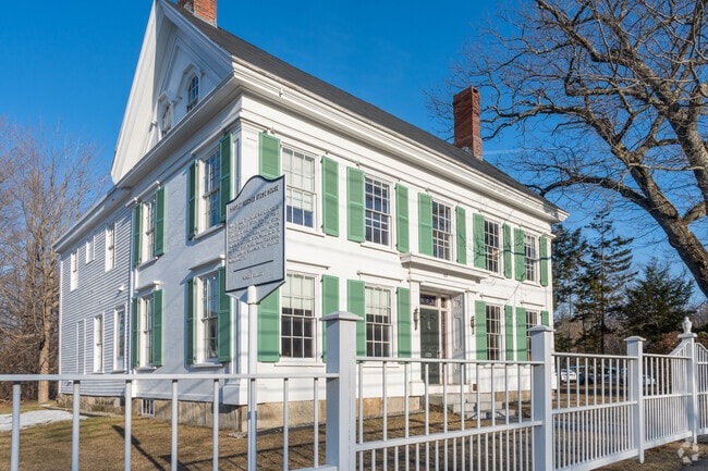 Harriet Beecher Stowe House is located in Brunswick and offers interactive guided tours.