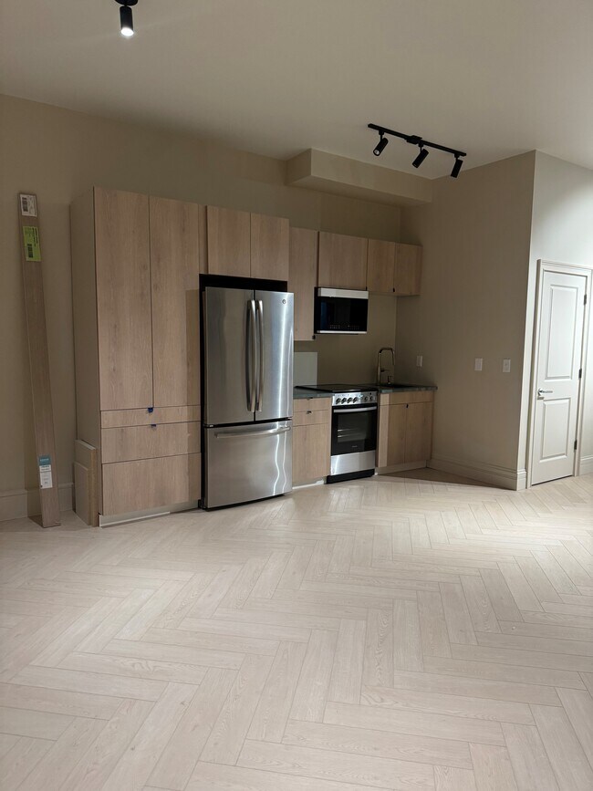 319 W 9th St unit 1, Covington, KY 41011 - photo 3