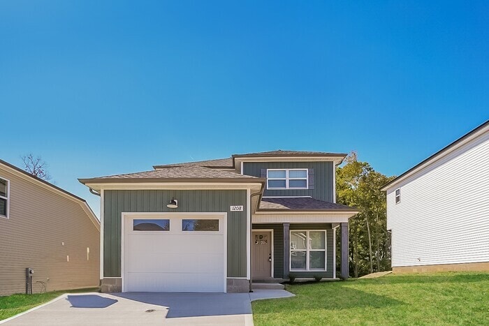 1208 Cottonwood Dr, Clarksville, TN 37040 - photo 1