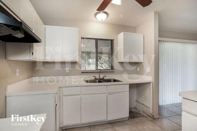 2022 NW 9th St, Cape Coral, FL 33993 - photo 7