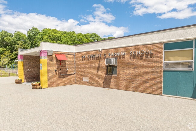 Welcome to Dr. Charles G. Barnum School located in Groton, CT.