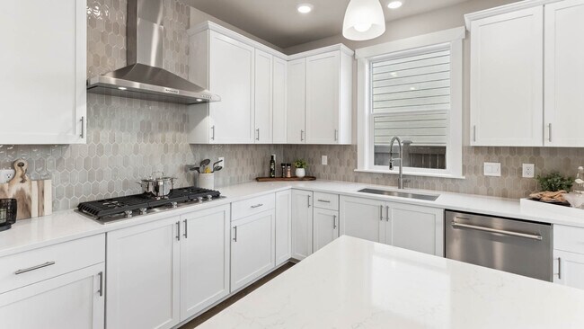 13524 NE 104th Way, Kirkland, WA 98033 - photo 6