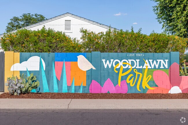 Woodlawn Park is a small section of historic homes in Campus Vista.