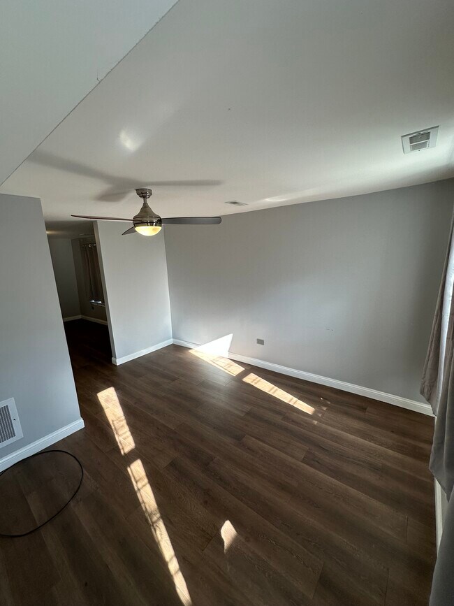 2712 W 25th St unit BF, Chicago, IL 60608 - photo 5