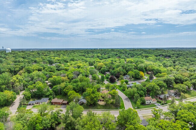The Palomino Hills neighborhood has winding roads with tucked away houses.