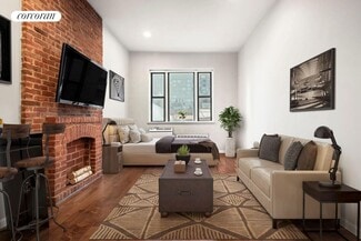 453 W 43rd St, New York, NY 10036