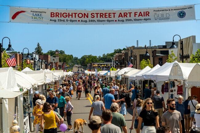 Brighton Street Art Fair features free admission and an array of high-quality art.