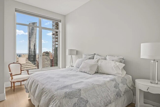 Four Seasons unit 44L, New York, NY 10007 - photo 2