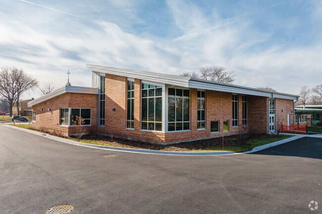 Raymond Benson Primary School is a public school in Itasca, IL.
