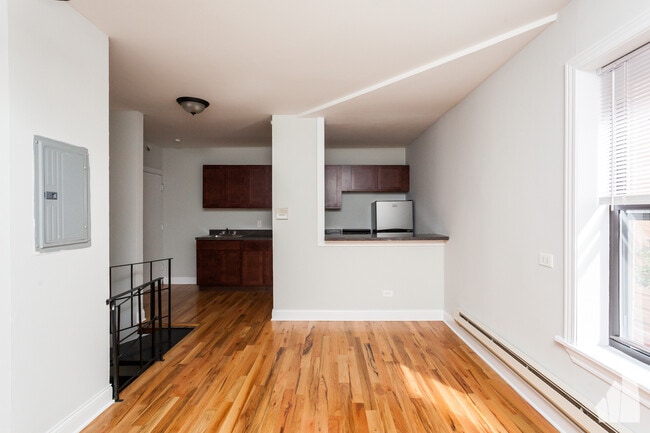 800 W Cornelia Ave unit 110, Chicago, IL 60657 - photo 3