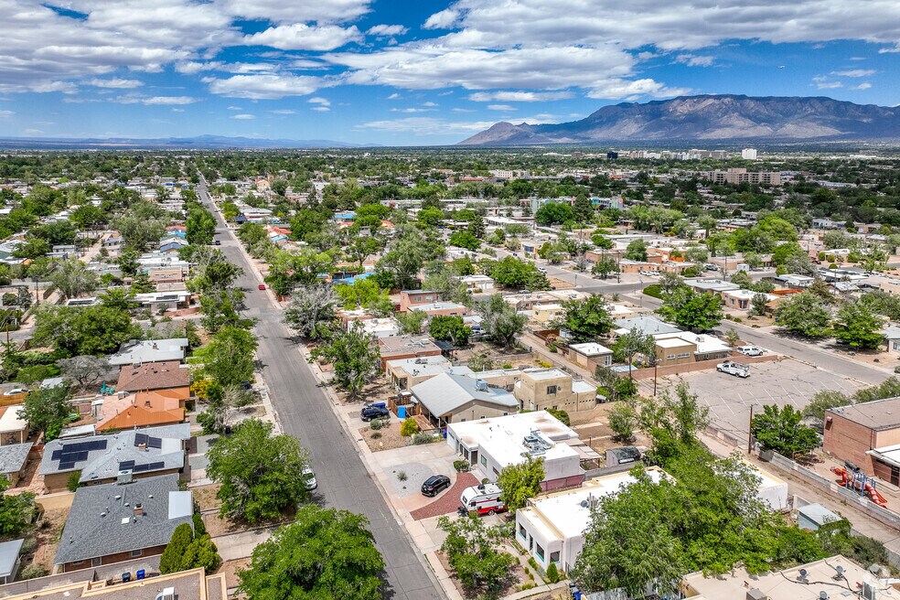 NH_Highland Business_567084_P2_v01_LD_052925