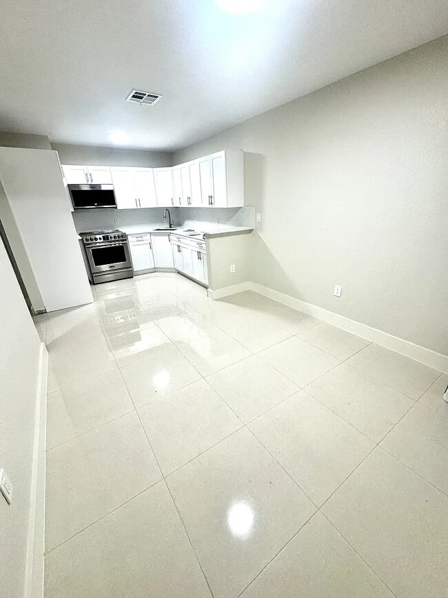 22200 SW 115th Ct unit 1, Miami, FL 33170 - photo 6
