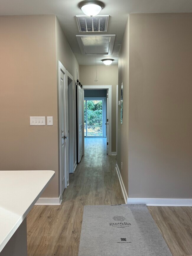 1321 Camden Rd unit 1, Fayetteville, NC 28306 - photo 5